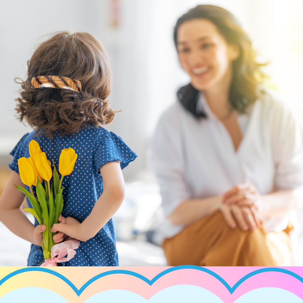 fillette cache derrière elle barrette fleurs cadeau pour maman